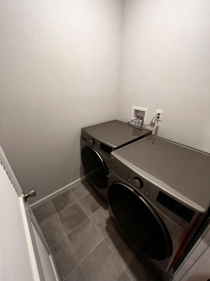 Springview Homes 12Mins From Ewr & 3 Mins From University Hospital Newark Exterior foto